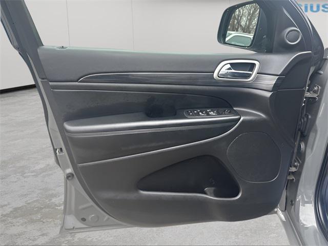 used 2020 Jeep Grand Cherokee car, priced at $25,143