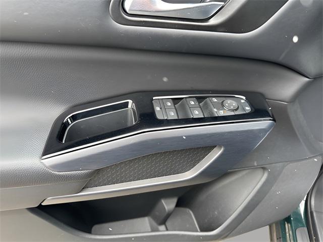 used 2023 Nissan Pathfinder car, priced at $31,498
