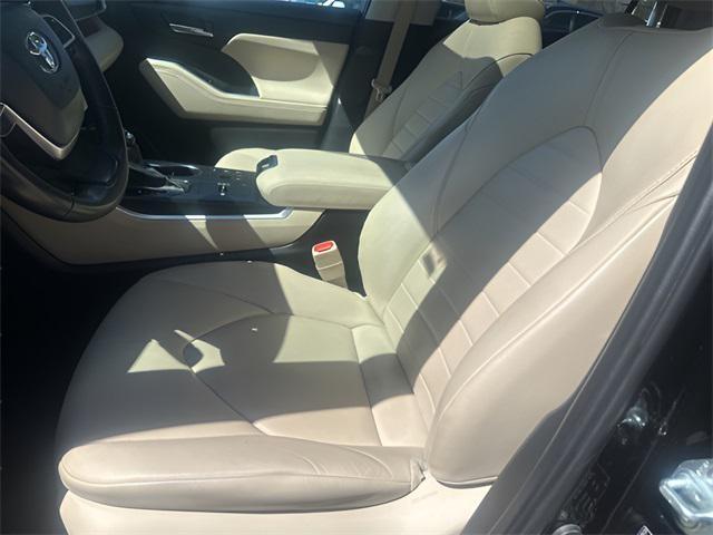 used 2023 Toyota Highlander Hybrid car, priced at $37,792