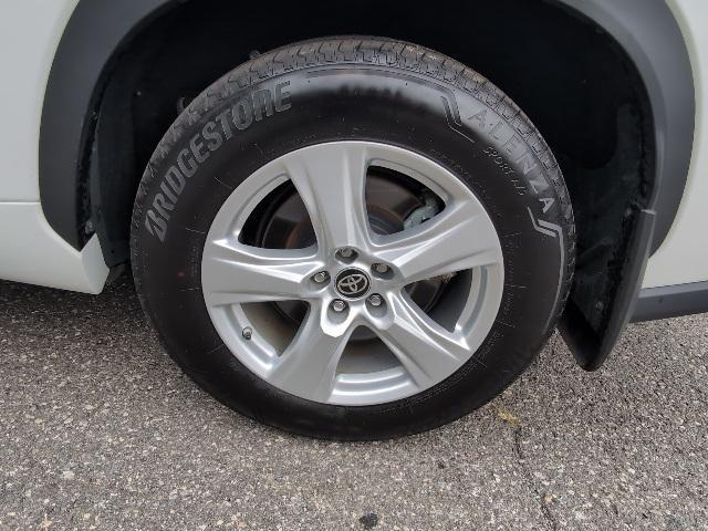 used 2024 Toyota Highlander car, priced at $37,988