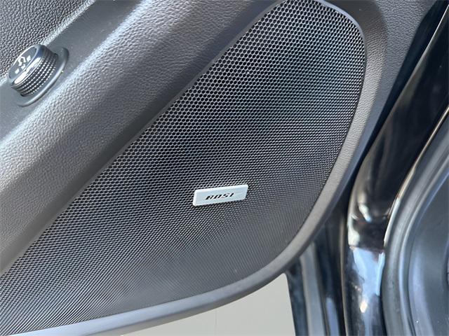 used 2020 Chevrolet Traverse car, priced at $21,988