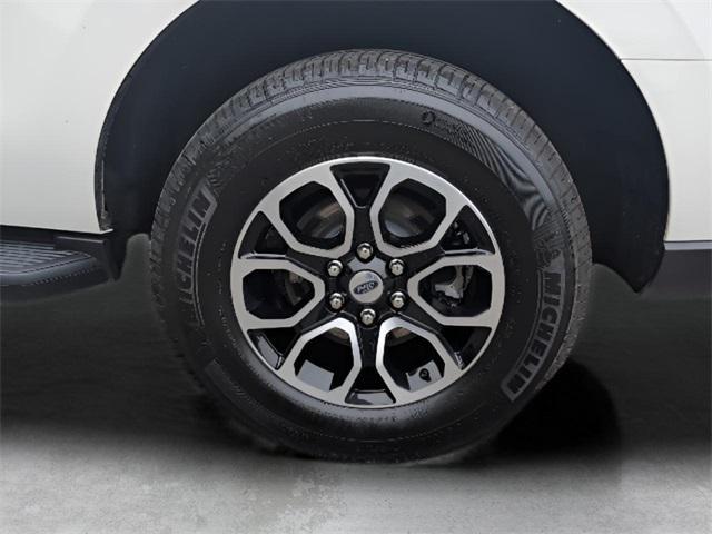 used 2024 Ford Expedition car, priced at $53,996