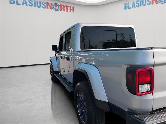 used 2023 Jeep Gladiator car, priced at $31,368