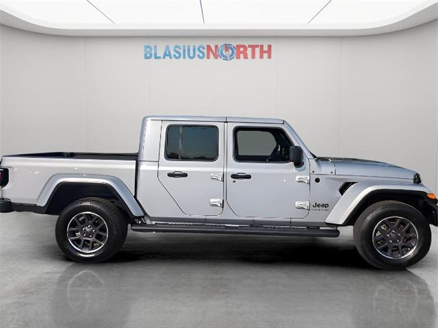 used 2023 Jeep Gladiator car, priced at $31,368