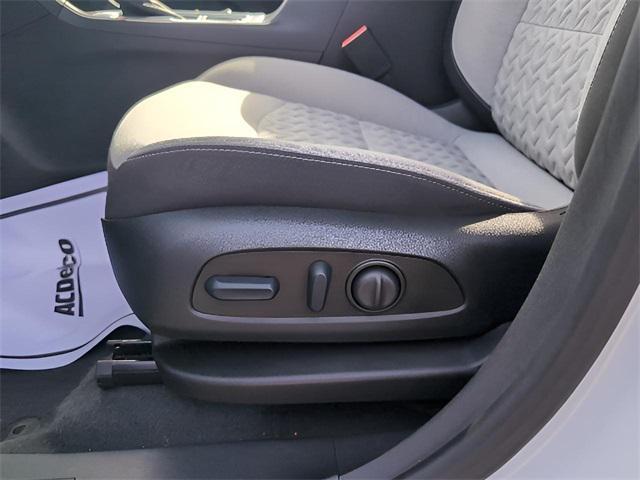 used 2023 Chevrolet Equinox car, priced at $19,684