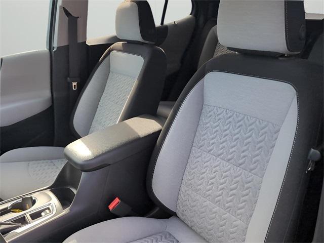 used 2023 Chevrolet Equinox car, priced at $19,684