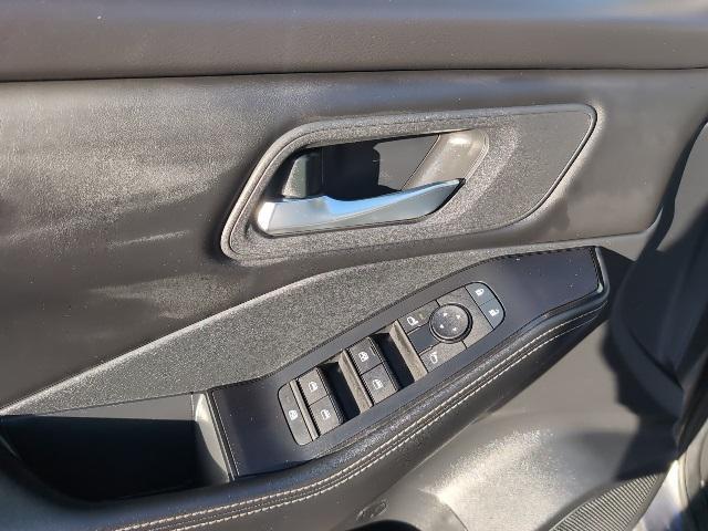 used 2024 Nissan Rogue car, priced at $22,858