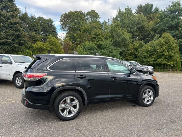 used 2015 Toyota Highlander car, priced at $17,988