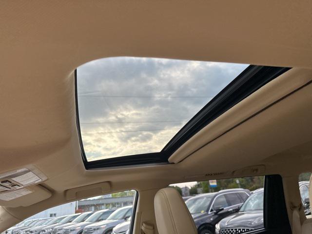 used 2015 Toyota Highlander car, priced at $17,988