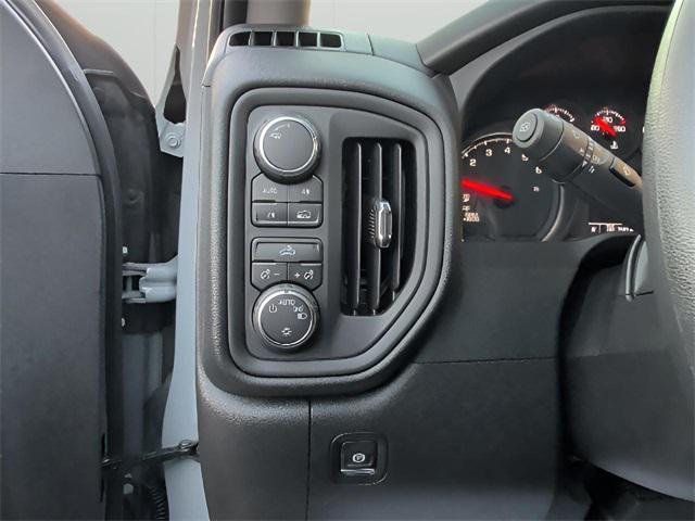 used 2025 Chevrolet Silverado 1500 car, priced at $42,988