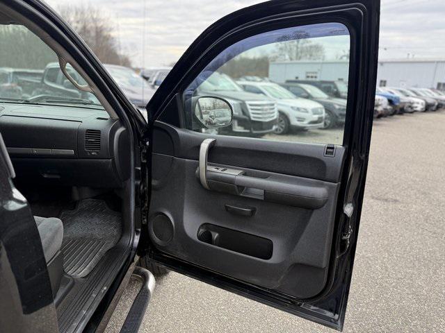 used 2008 Chevrolet Silverado 1500 car, priced at $11,988