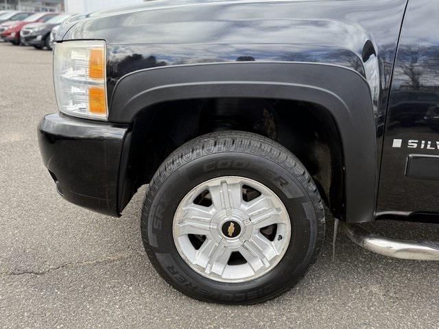 used 2008 Chevrolet Silverado 1500 car, priced at $11,988