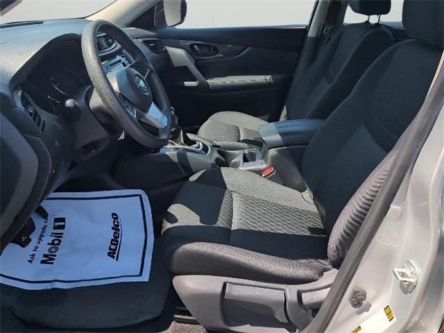 used 2019 Nissan Rogue car, priced at $15,924