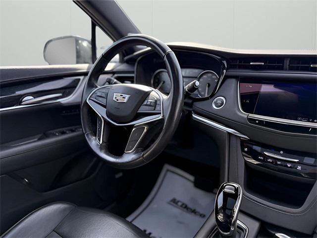 used 2023 Cadillac XT5 car, priced at $29,754