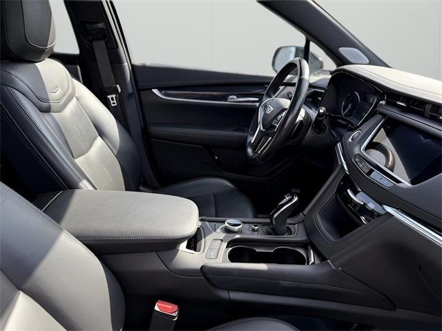used 2023 Cadillac XT5 car, priced at $29,754