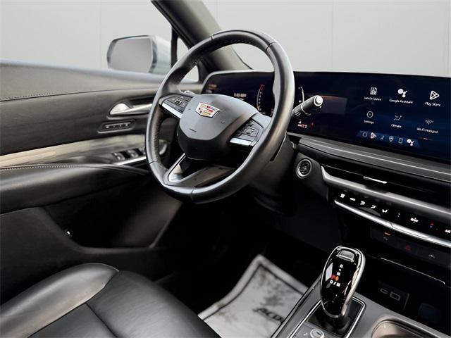 used 2024 Cadillac XT4 car, priced at $32,994