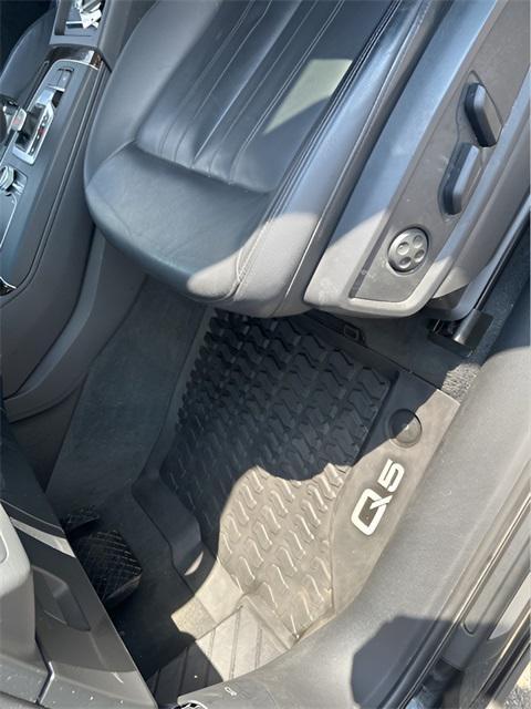 used 2020 Audi Q5 car, priced at $22,334