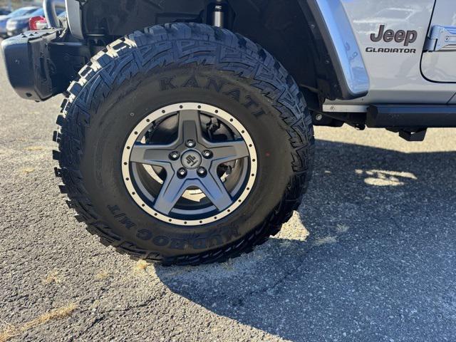 used 2022 Jeep Gladiator car, priced at $39,998