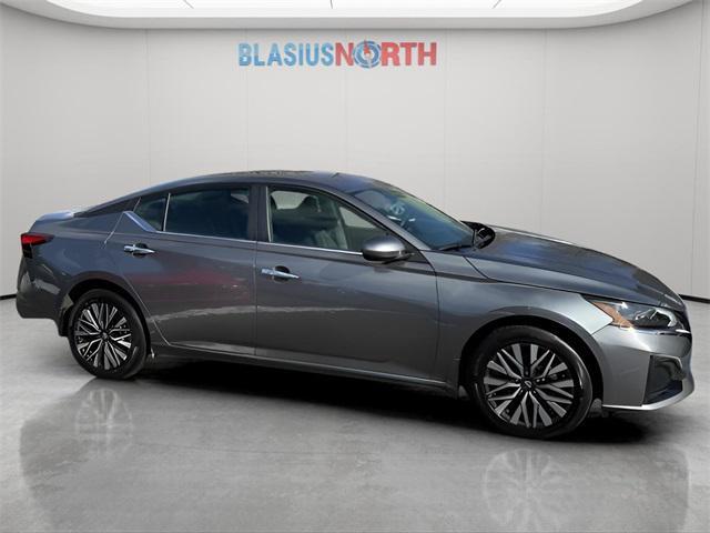 used 2023 Nissan Altima car, priced at $22,596
