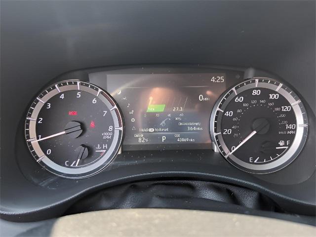 used 2024 Toyota Highlander car, priced at $32,988