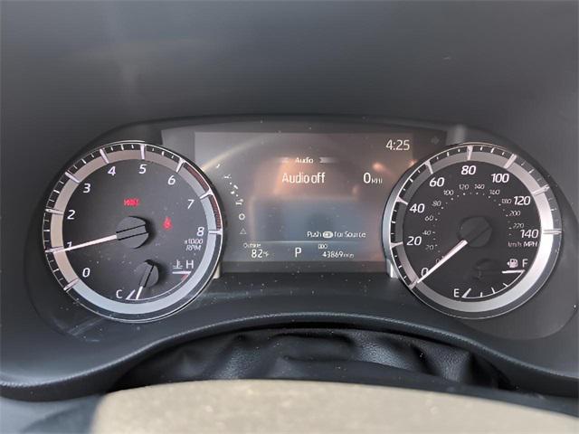 used 2024 Toyota Highlander car, priced at $32,988