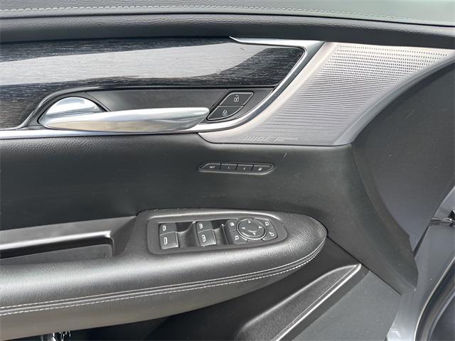 used 2021 Cadillac XT5 car, priced at $27,041