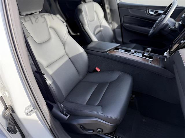 used 2022 Volvo XC60 car, priced at $32,698