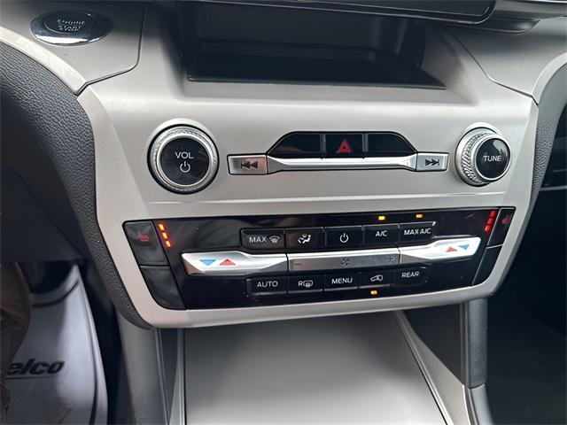 used 2022 Ford Explorer car, priced at $25,521