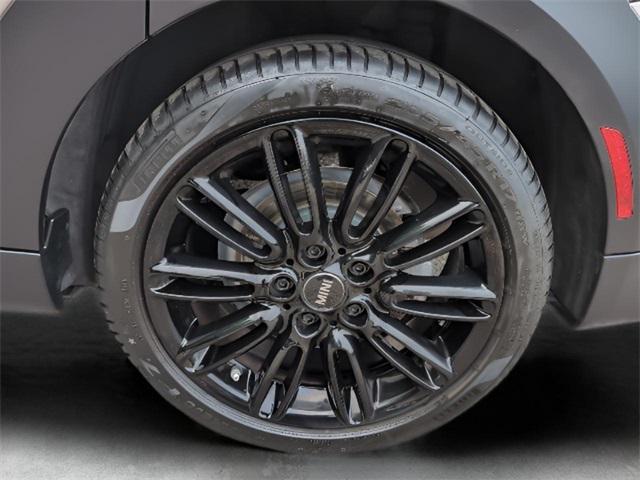 used 2024 MINI Hardtop car, priced at $24,174