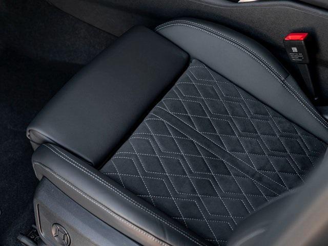new 2025 Audi SQ5 car, priced at $73,390