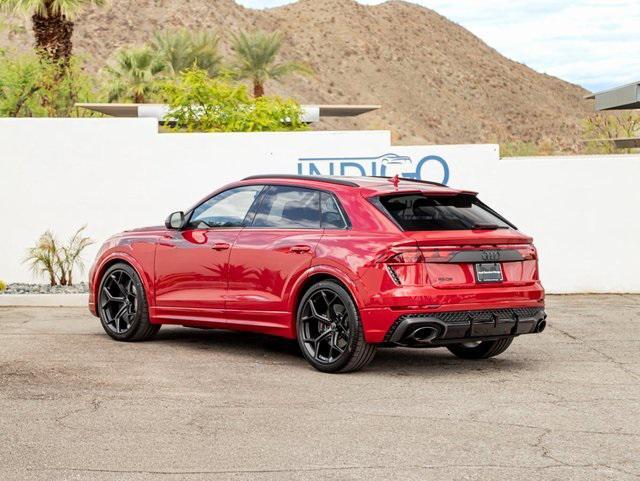 new 2025 Audi RS Q8 car, priced at $154,845
