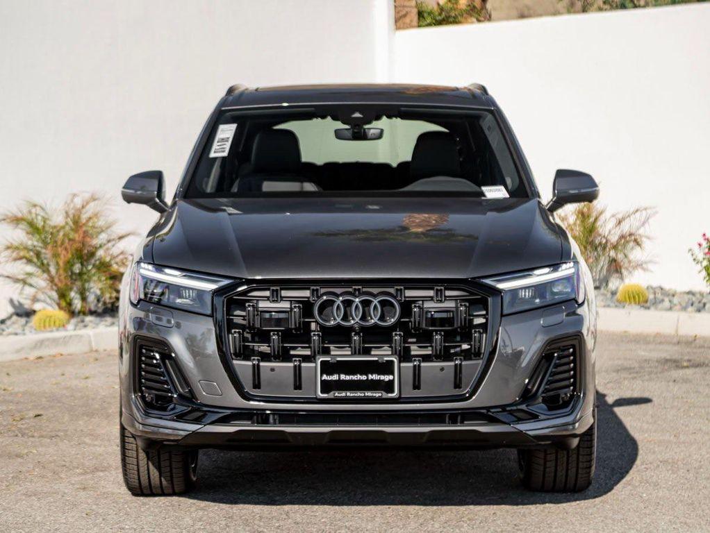 new 2025 Audi Q7 car, priced at $72,360