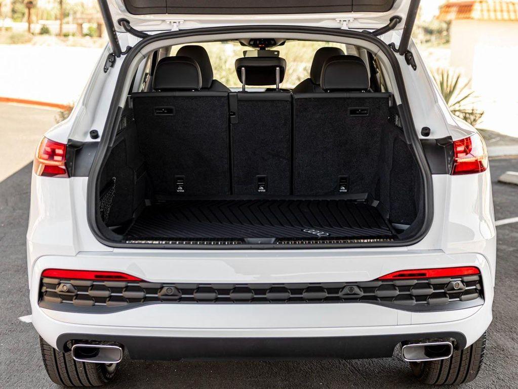 new 2025 Audi Q5 car, priced at $60,645