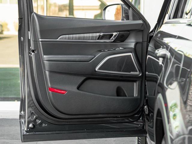 used 2024 Kia Telluride car, priced at $35,856