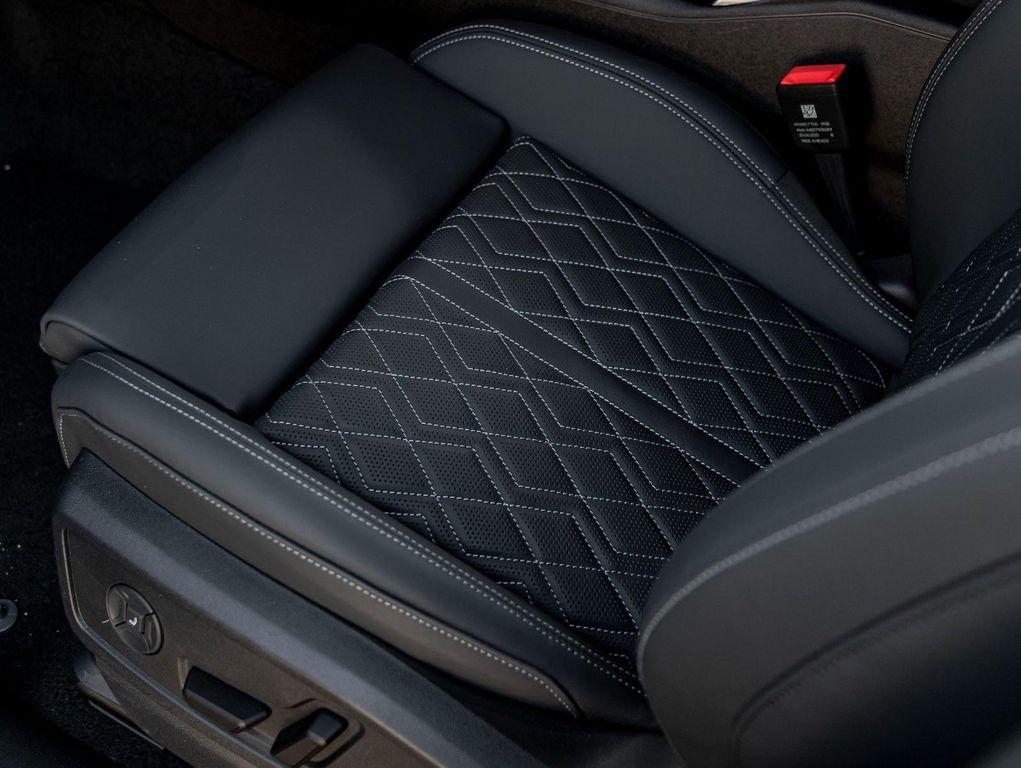 new 2025 Audi SQ5 car, priced at $76,540