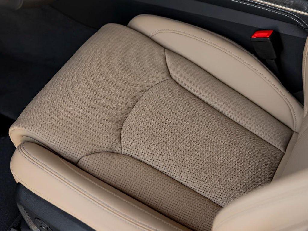 new 2025 Audi Q8 car, priced at $93,630