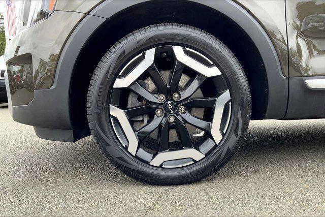 used 2023 Kia Telluride car, priced at $34,990