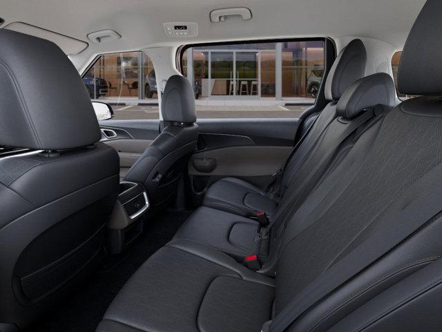 new 2025 Kia Carnival car, priced at $41,170