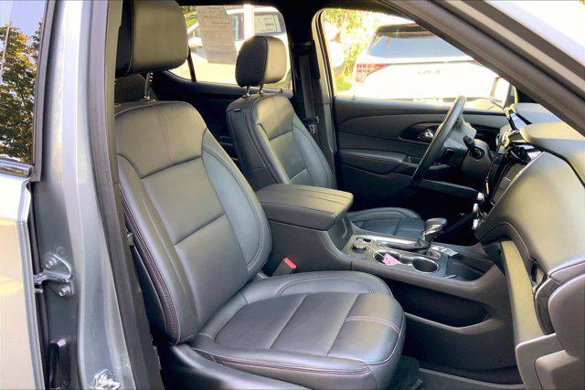 used 2023 Chevrolet Traverse car, priced at $35,990