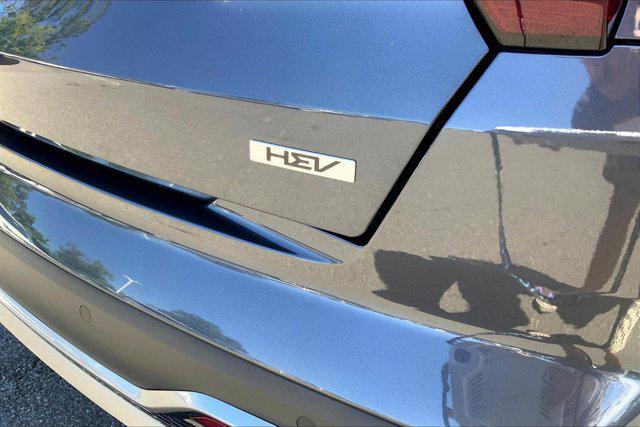 used 2023 Kia Sorento Hybrid car, priced at $30,990