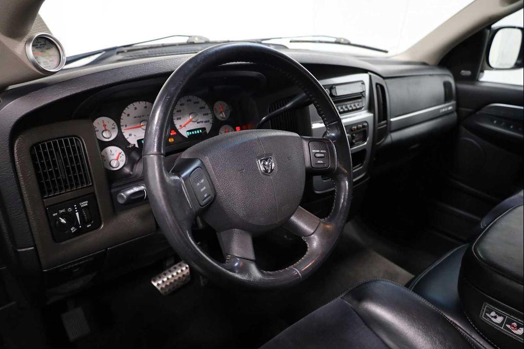 used 2005 Dodge Ram 1500 car