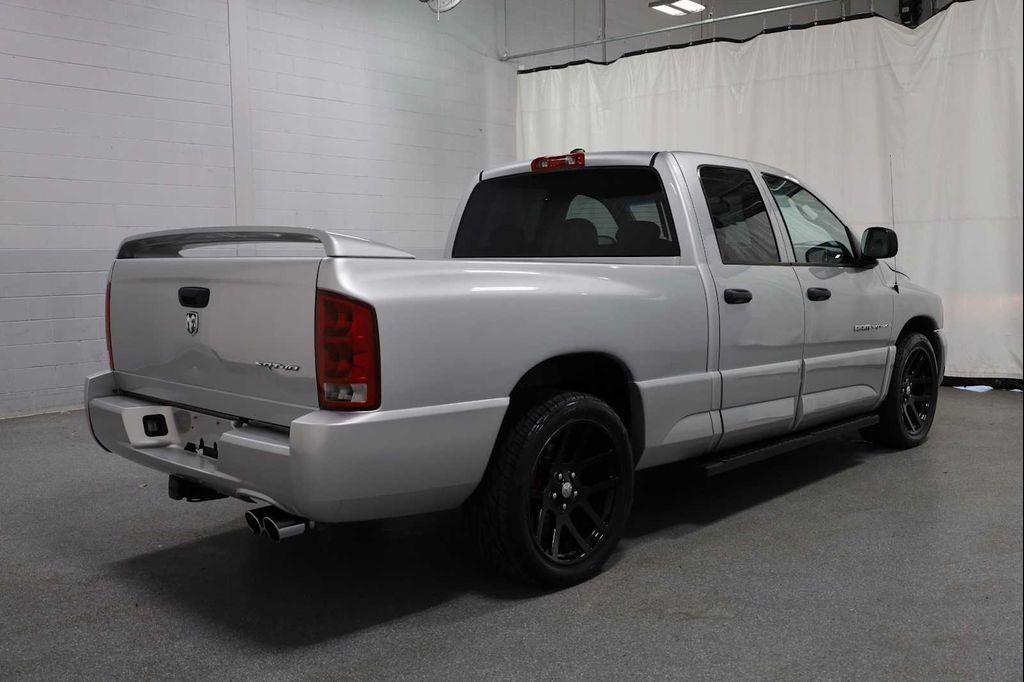 used 2005 Dodge Ram 1500 car