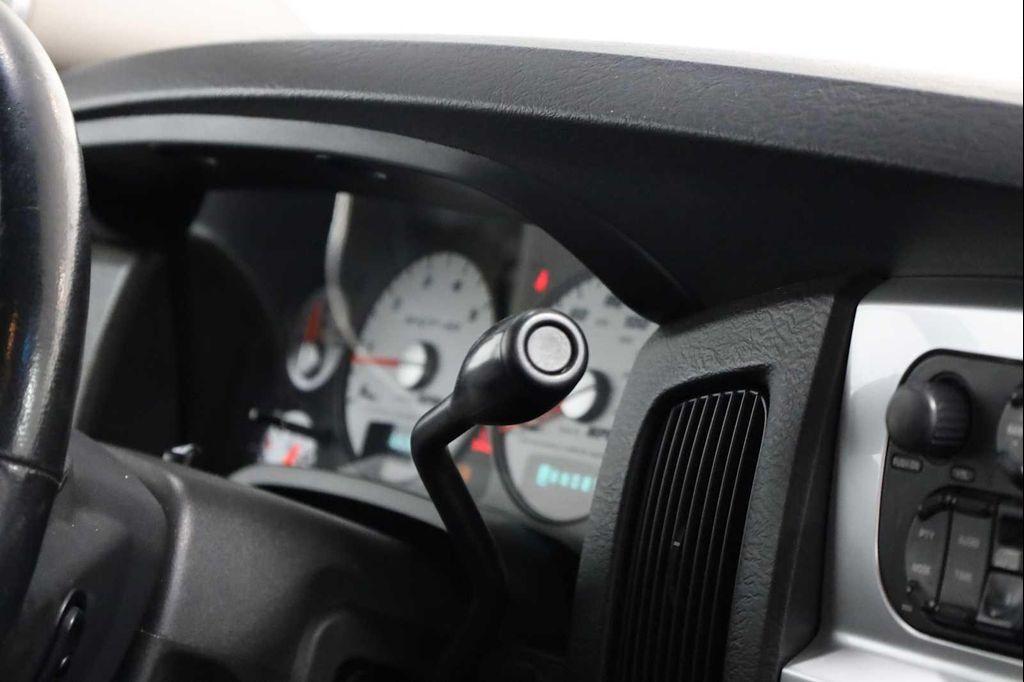 used 2005 Dodge Ram 1500 car