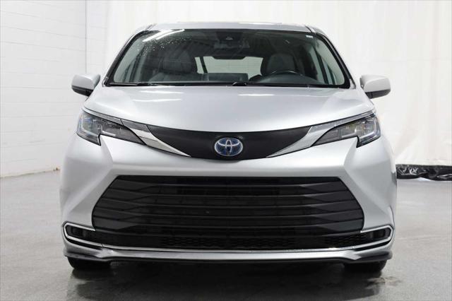 used 2021 Toyota Sienna car, priced at $35,999