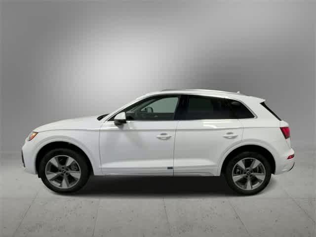 new 2024 Audi Q5 car, priced at $49,605