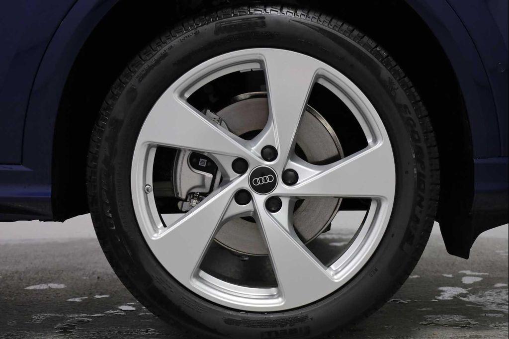 new 2025 Audi Q5 car, priced at $61,950