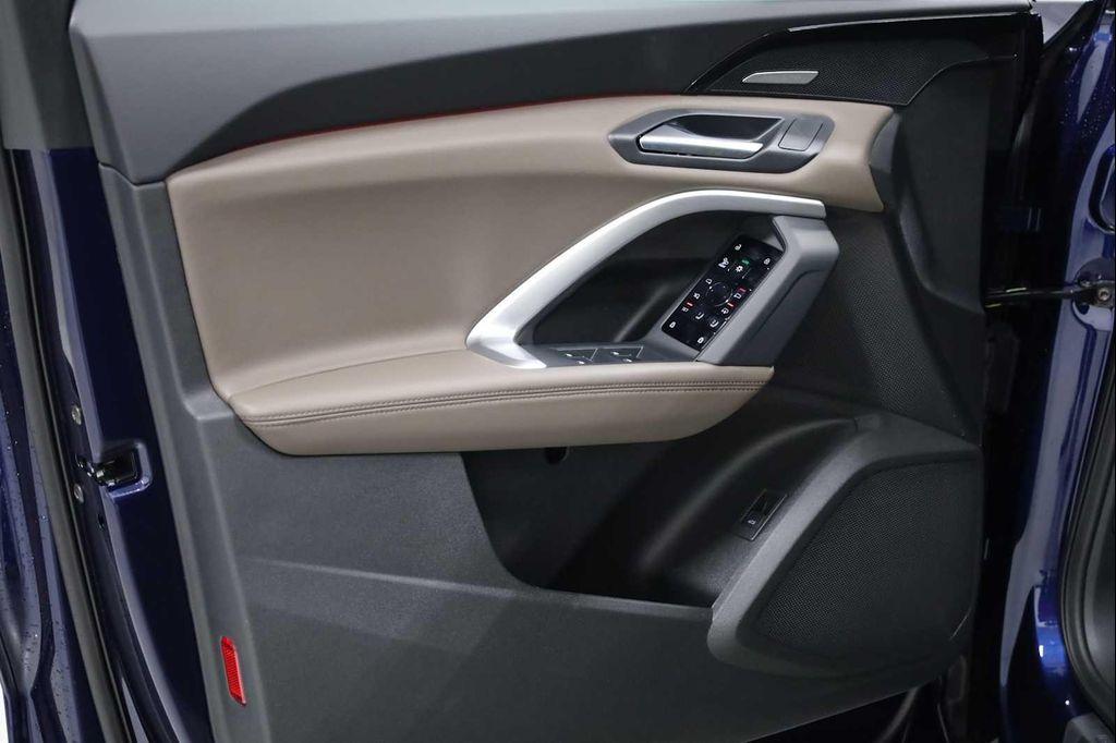 new 2025 Audi Q5 car, priced at $61,950