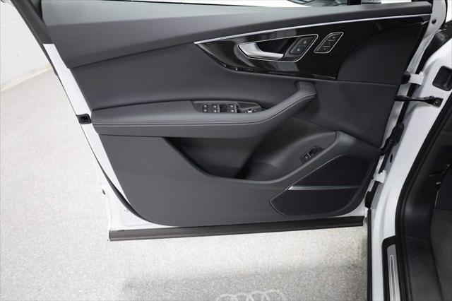 new 2025 Audi Q7 car, priced at $83,880