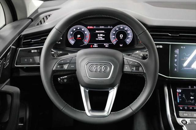 new 2025 Audi Q7 car, priced at $77,520