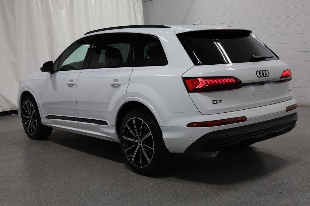 used 2022 Audi Q7 car, priced at $38,999